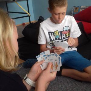Pohled na karty jedné z hráček
