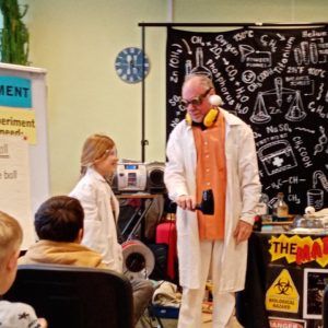 Anglické divadlo MAD PROFESOR