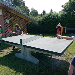 hrajeme ping pong