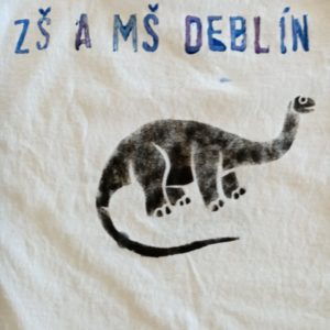 Dinosauři na triku jsou populární