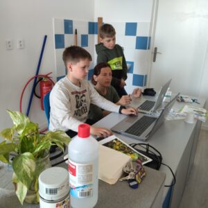 Práce s PC nás baví.