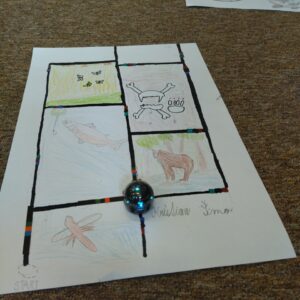 Ozobot jede. Hurá!