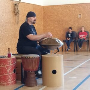 hra na hand pan