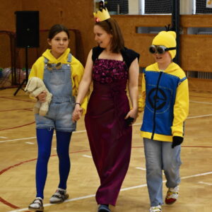 Čtvrťačky a princezna.