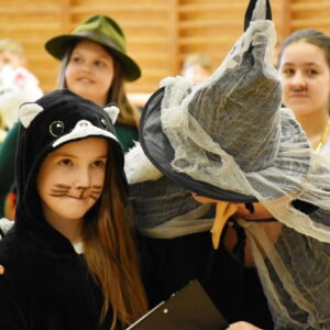 Každá maska je originál.